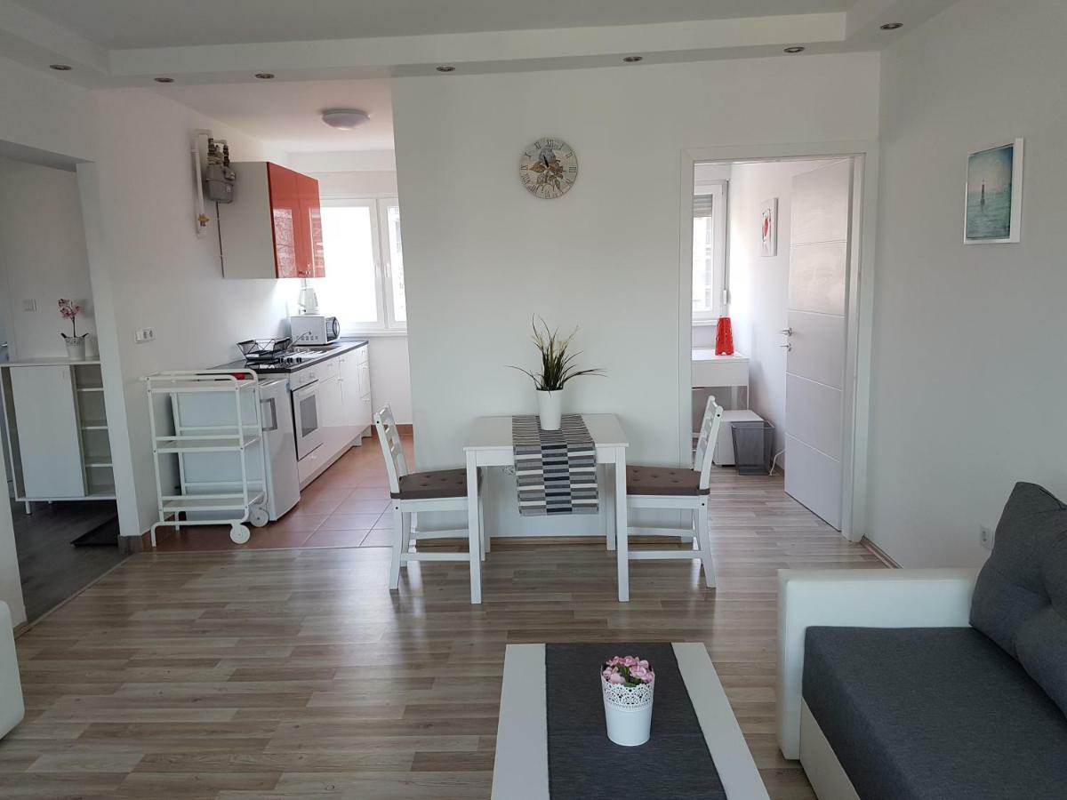 Apartment Alex Miramare Zagreb Bagian luar foto